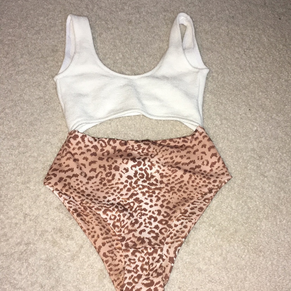 One piece Tacoola bathing suit